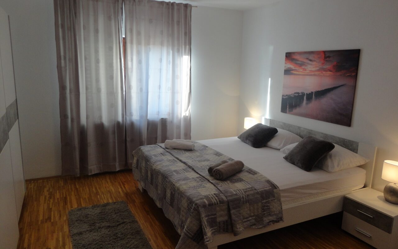 Ap I ,. (1) VisitStanici-Omis