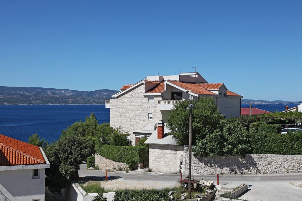 VisitStanici-Omis